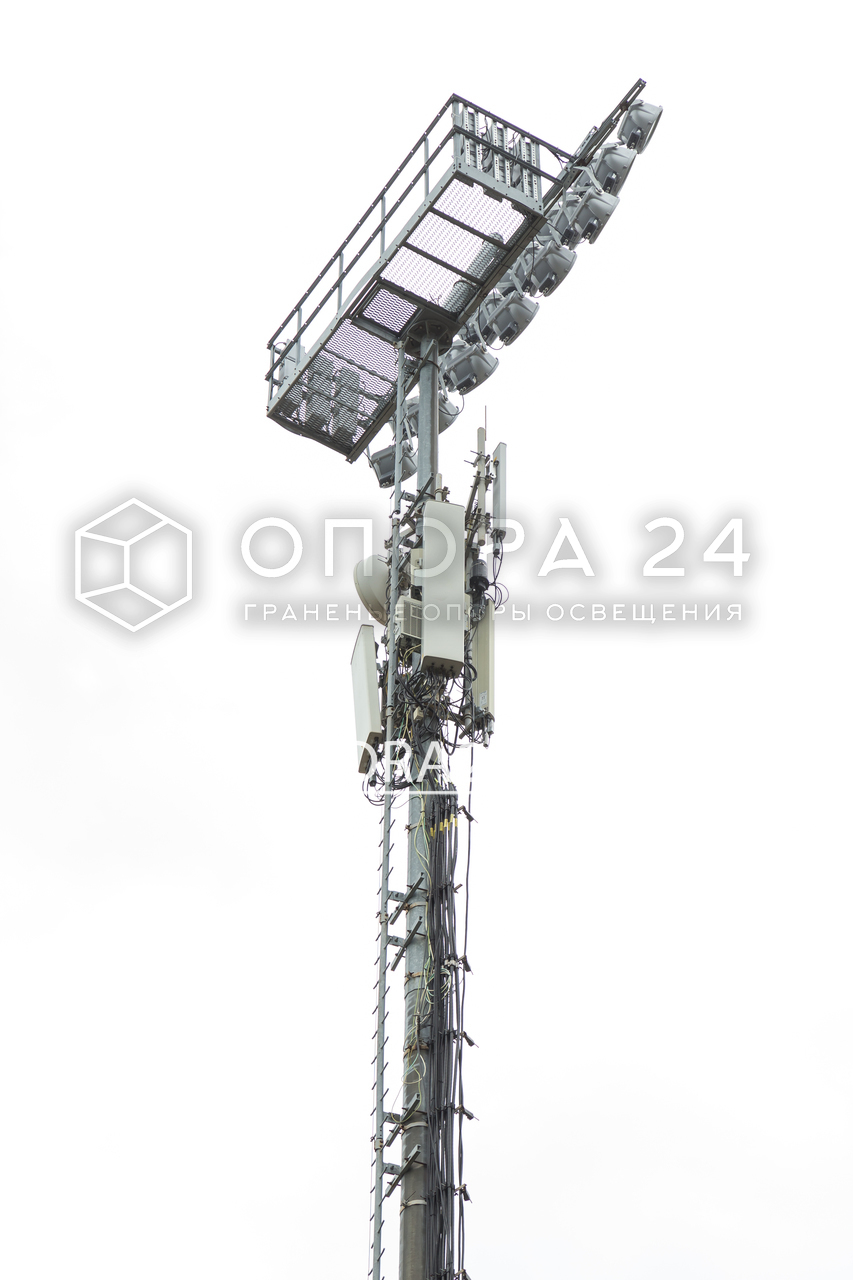 Помимо осветительных приборов на мачты со стационарной короной можно устанавливать оборудование для радиосвязи. Оно крепится на корпус или на раму в верхней части.