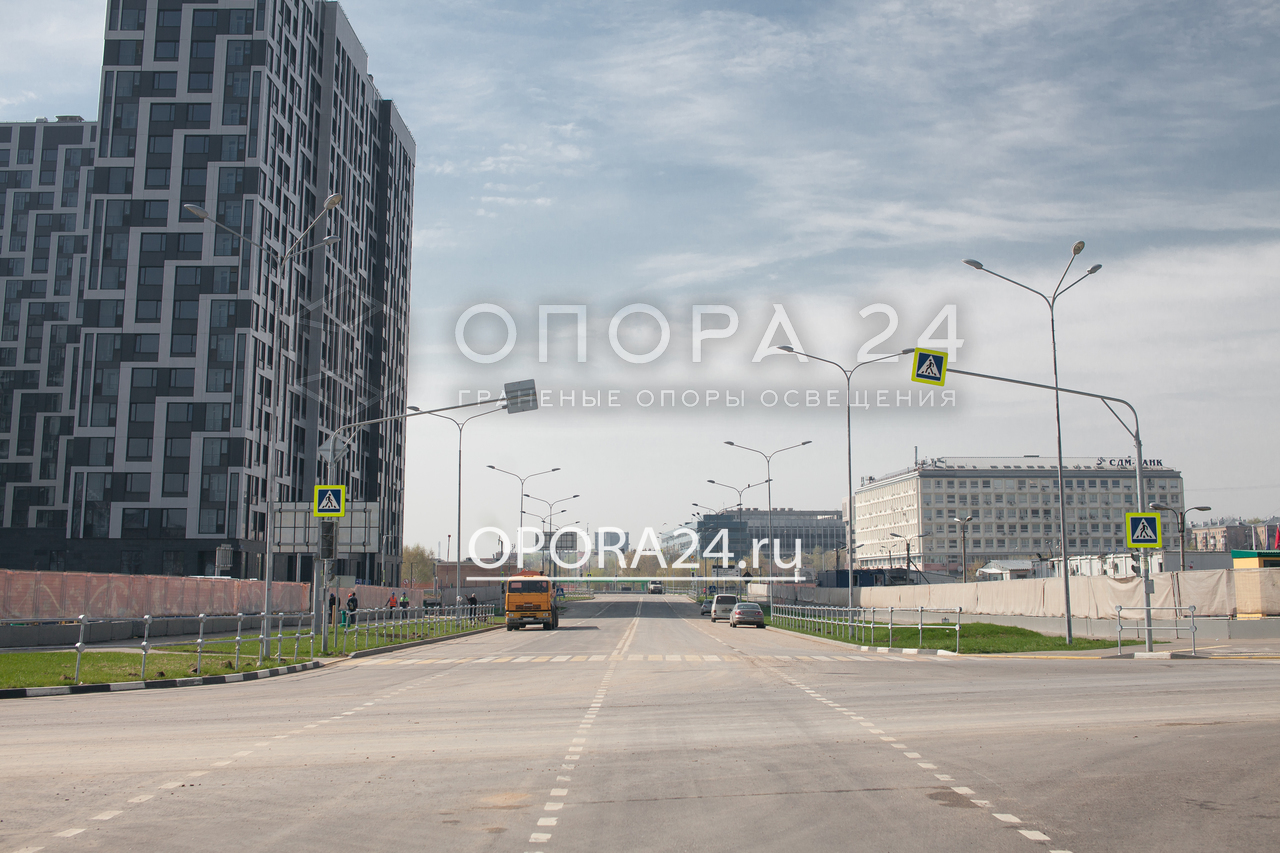 Опоры модели ОГК идеально вписываются в современную городскую инфраструктуру. Они совпадают по дизайну со столбиками для светофоров, стояками для дорожных знаков.
